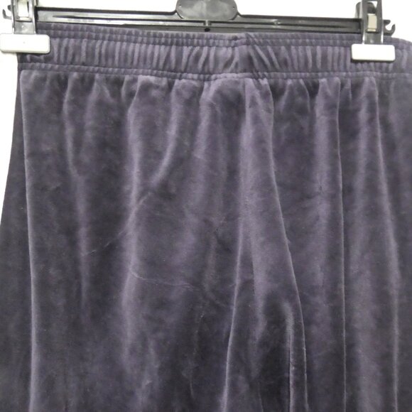 PUMA | large | Purple Velour Exercise Pants With White Stripe Sides | GUC - Picture 12 of 16